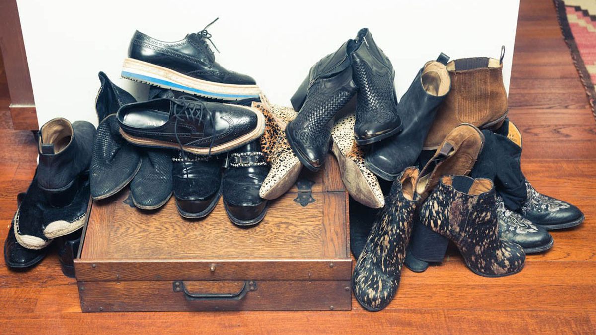 19 Black Boots That Fashion Editors Are Buying for Winter
