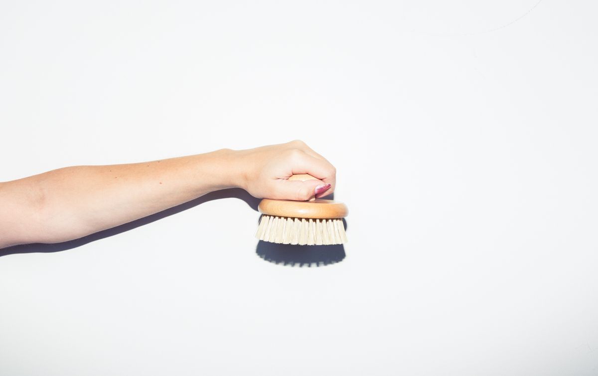 How (and Why) You Need to Dry Brush