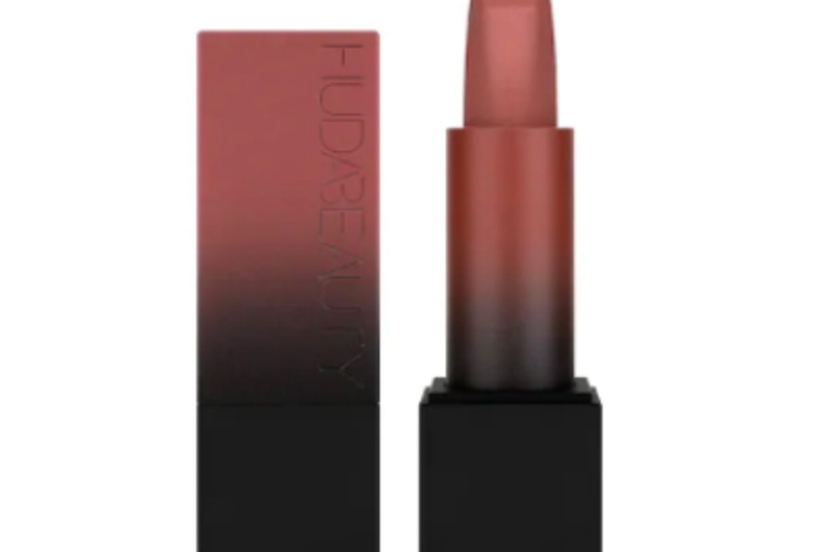 huda beauty power bullet matte lipstick