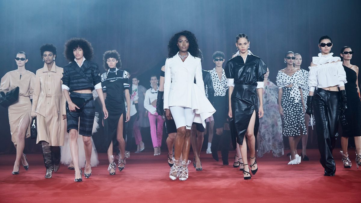 Backstage Details Of Off-White’s Princess Diana-Inspired Show
