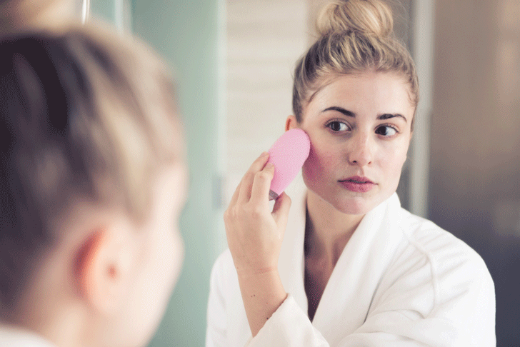 How To Cleanse Every Night The Right Way Coveteur Inside Closets Fashion Beauty Health And Travel How To Cleanse Every Night The Right Way Coveteur Inside Closets Fashion Beauty Health And Travel