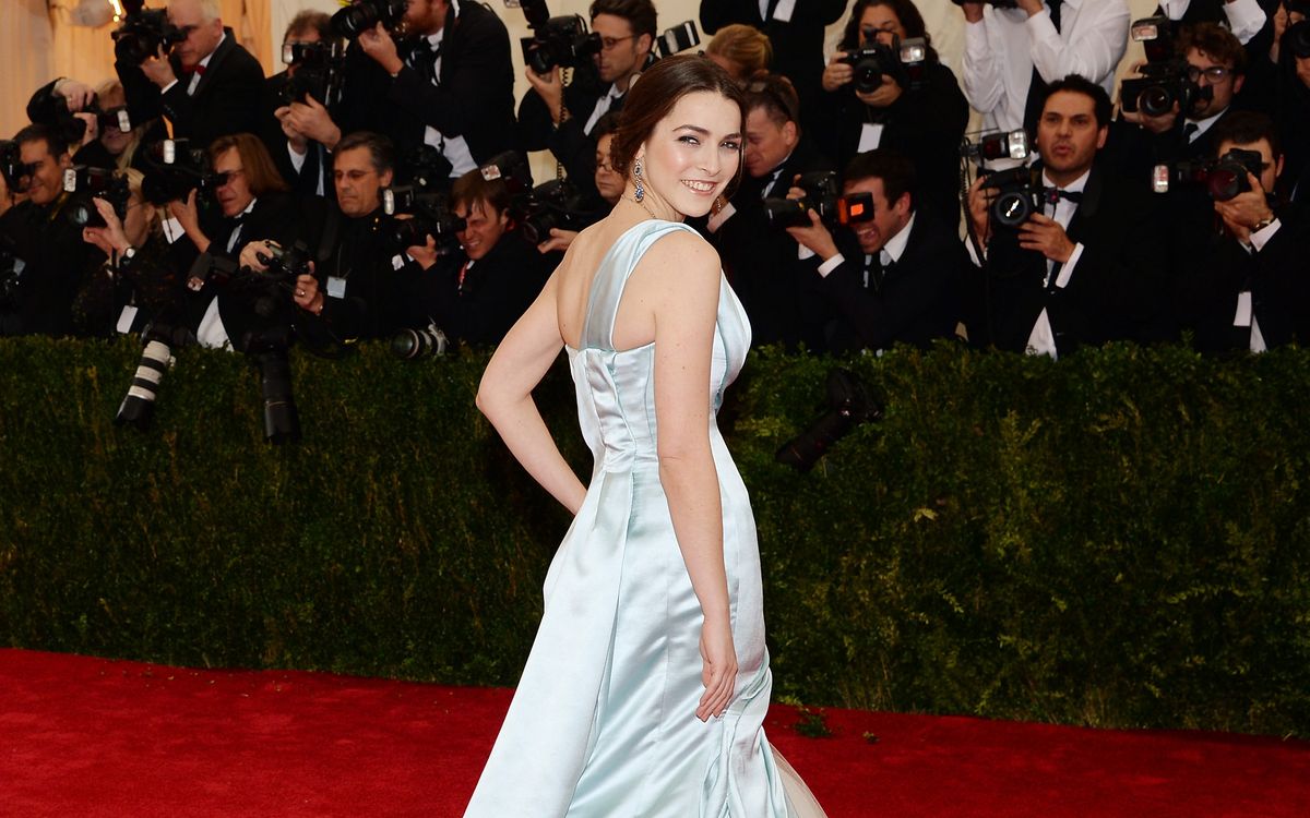 Is This What Bee Shaffer’s Wedding Dress Will Look Like?