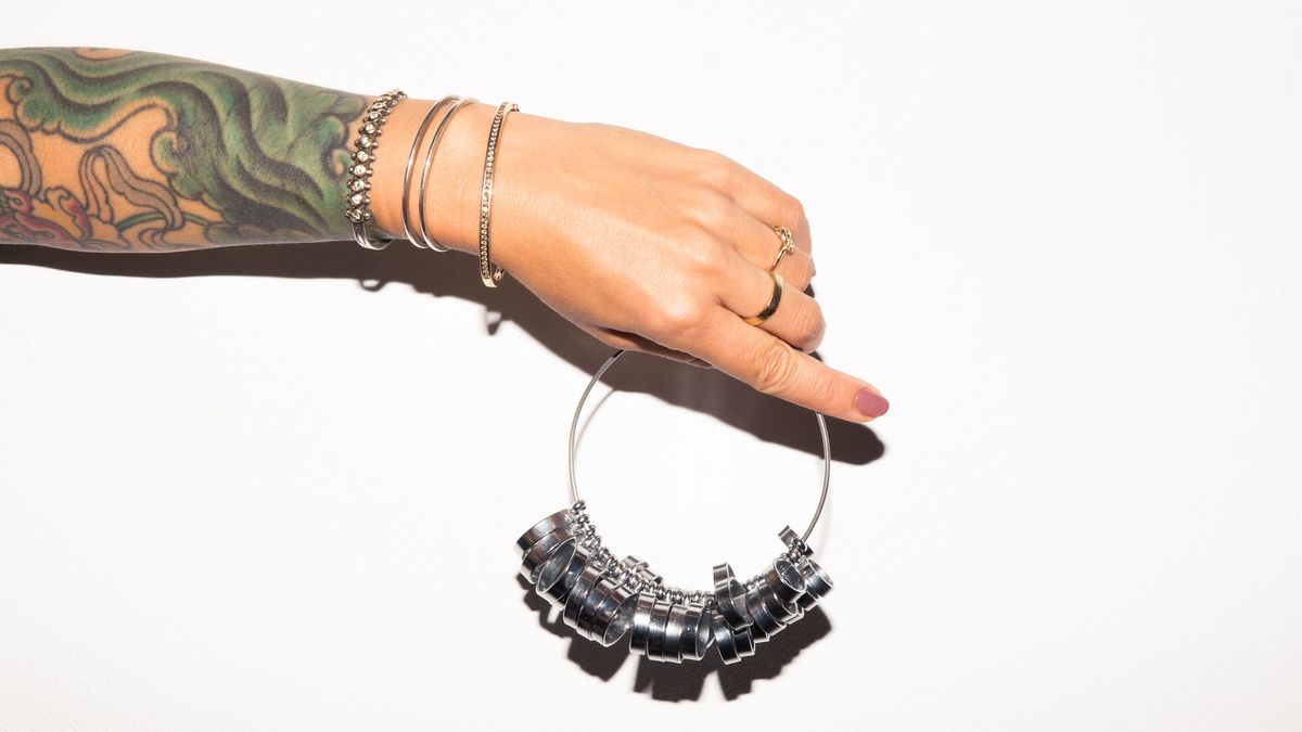 Everything That Goes Into Customizing an Engagement Ring