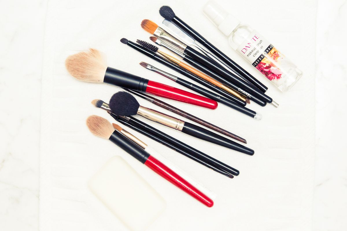 FYI: You Might Be Cleaning Your Makeup Brushes The Wrong Way