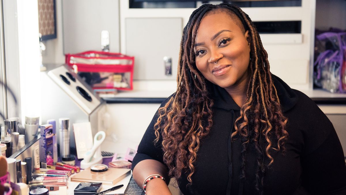 Taraji P. Henson’s Makeup Artist Thinks You Should Wear Blue Lipstick
