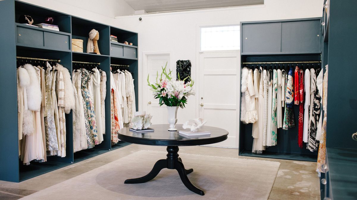 True Life: Shopping for a Wedding Dress Kinda Sucks