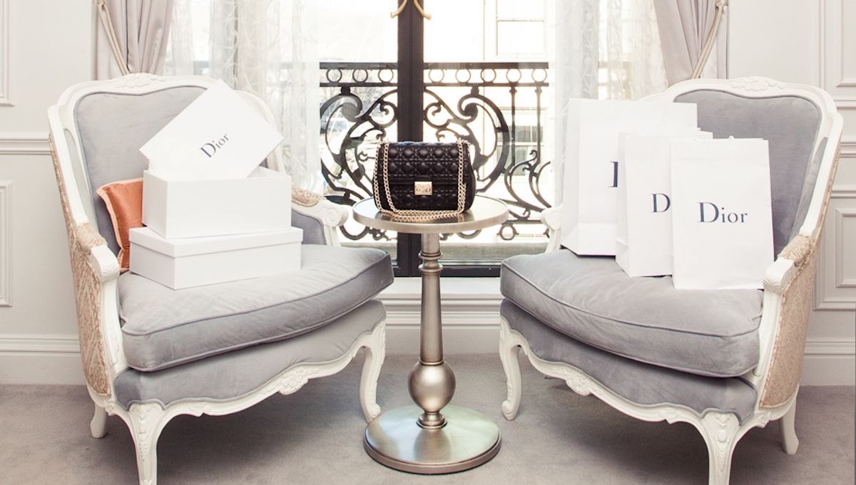 9 Fashion Editors on How to Navigate Sale Season