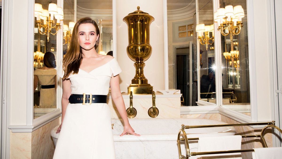 zoey deutch