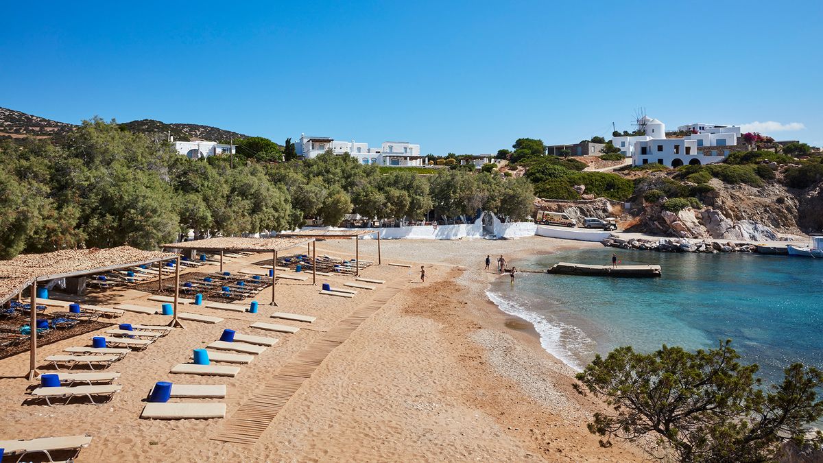 antiparos greek island city guide