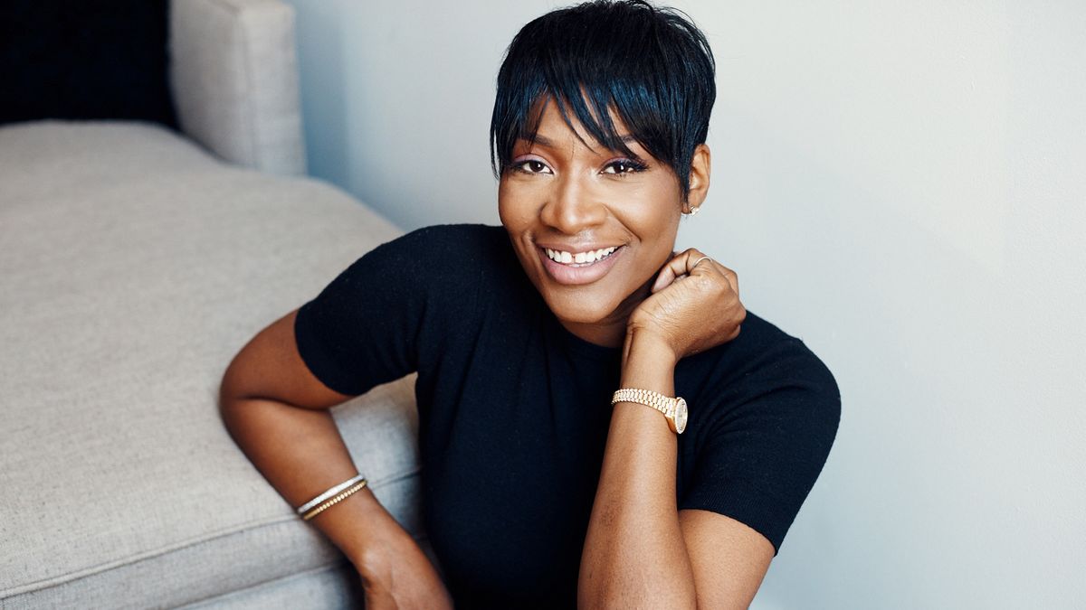 This Celebrity Hairstylist Wants You to Embrace Your Natural Hair