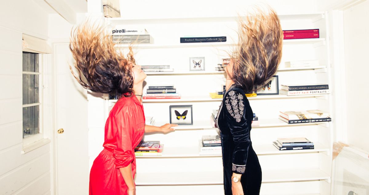 2 Girls, 5 Hair Masks