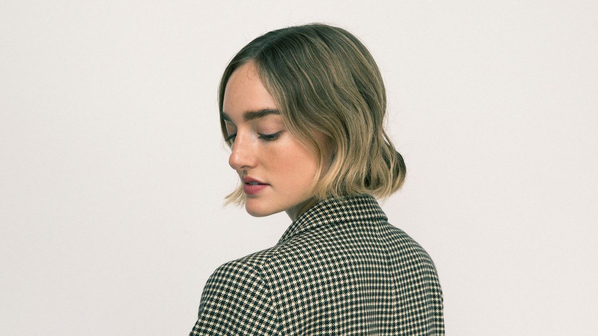 how to style wet hair