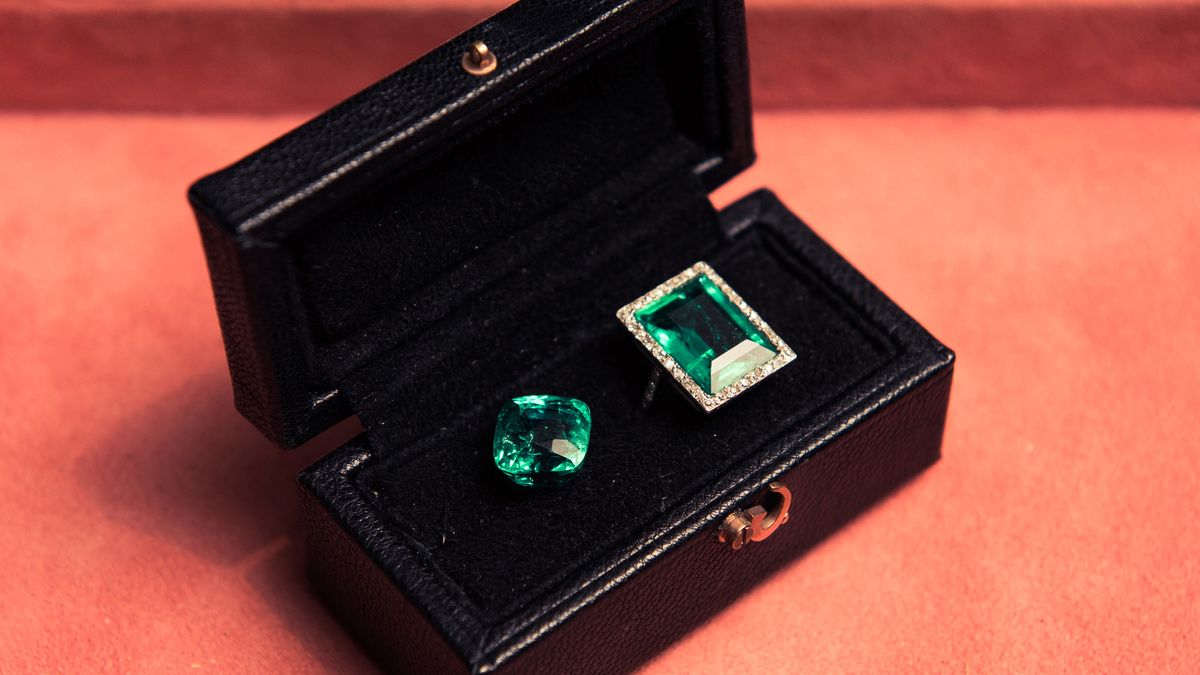 An Over-the-Top Gift Idea Even Your Most Spoiled Friend Would Love