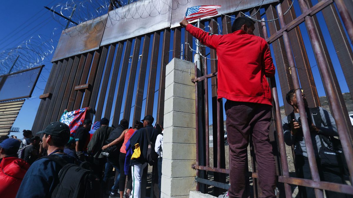 tear gas at the u.s. border