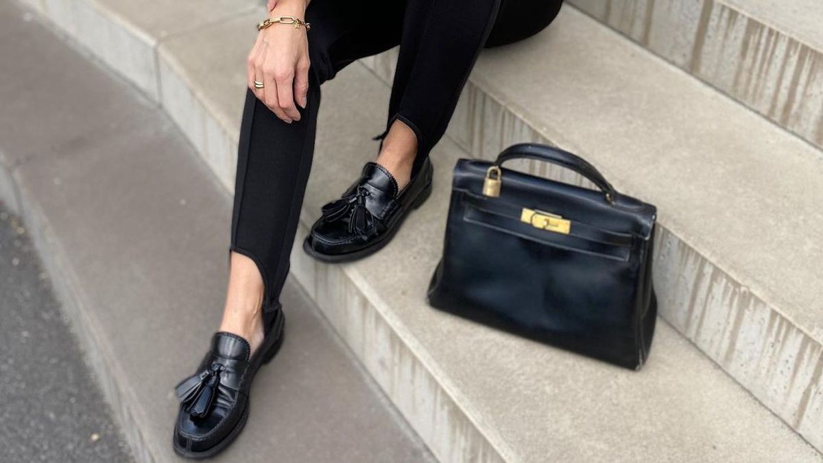 modern leggings