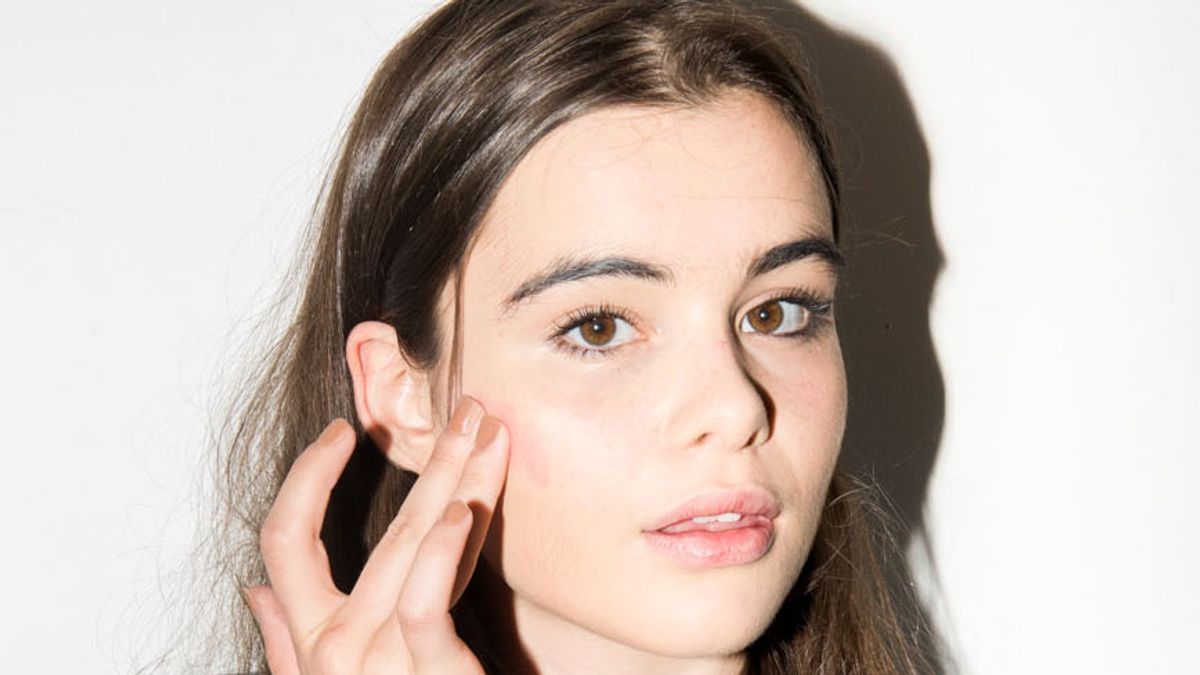 16 Ways to Get Glowy Makeup