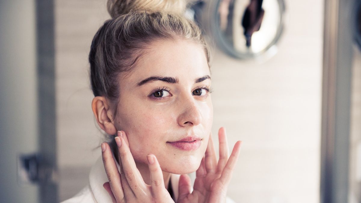 The Definitive Guide to Summer Skin Care