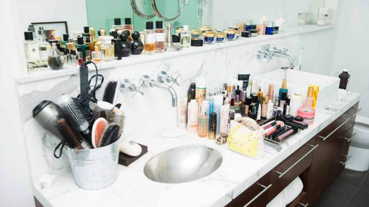How to Make Your Bathroom Look Presentable, Once and for All