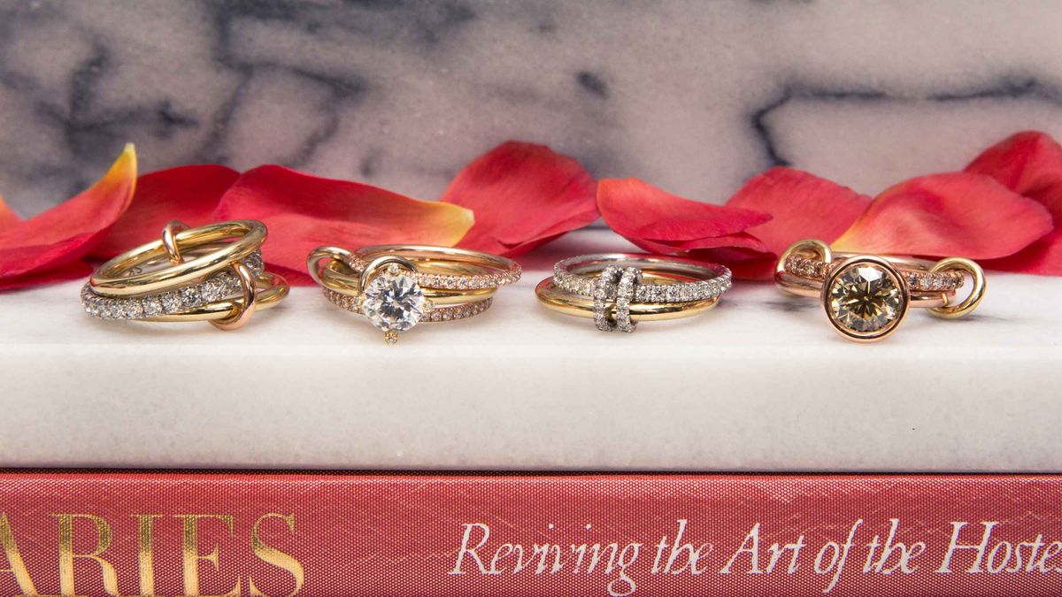 You’ll Want to Wear This Engagement Ring Even If You’re Single