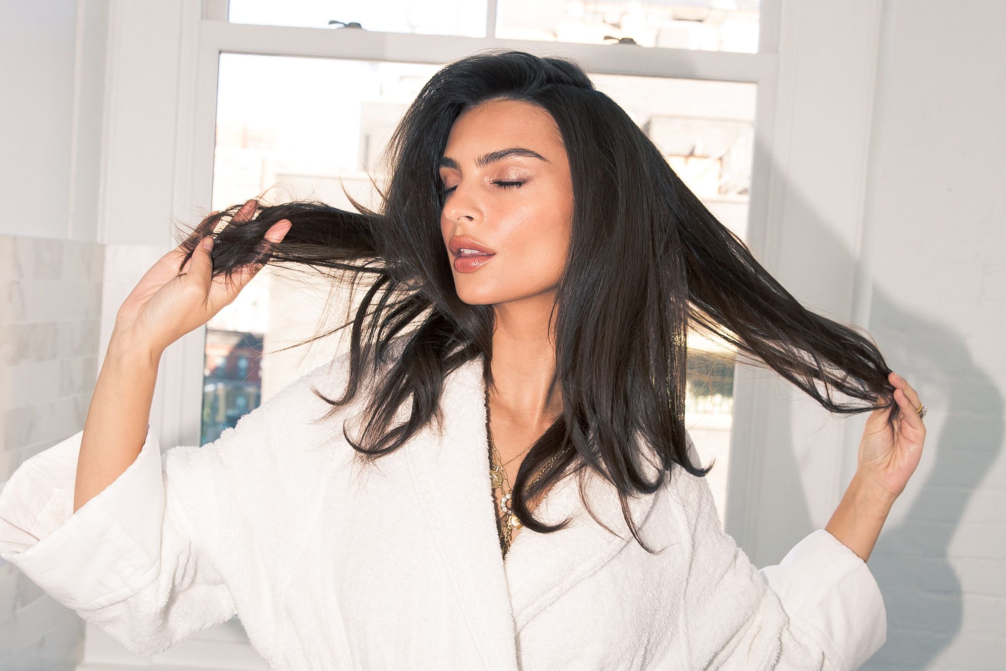 emily ratajkowski skincare routine