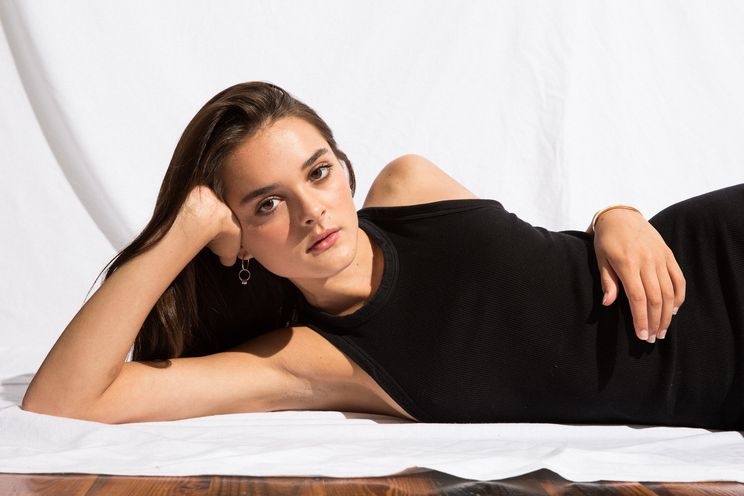 Singer Charlotte Lawrence Is Set To Top The Charts In 18 Coveteur Inside Closets Fashion Beauty Health And Travel