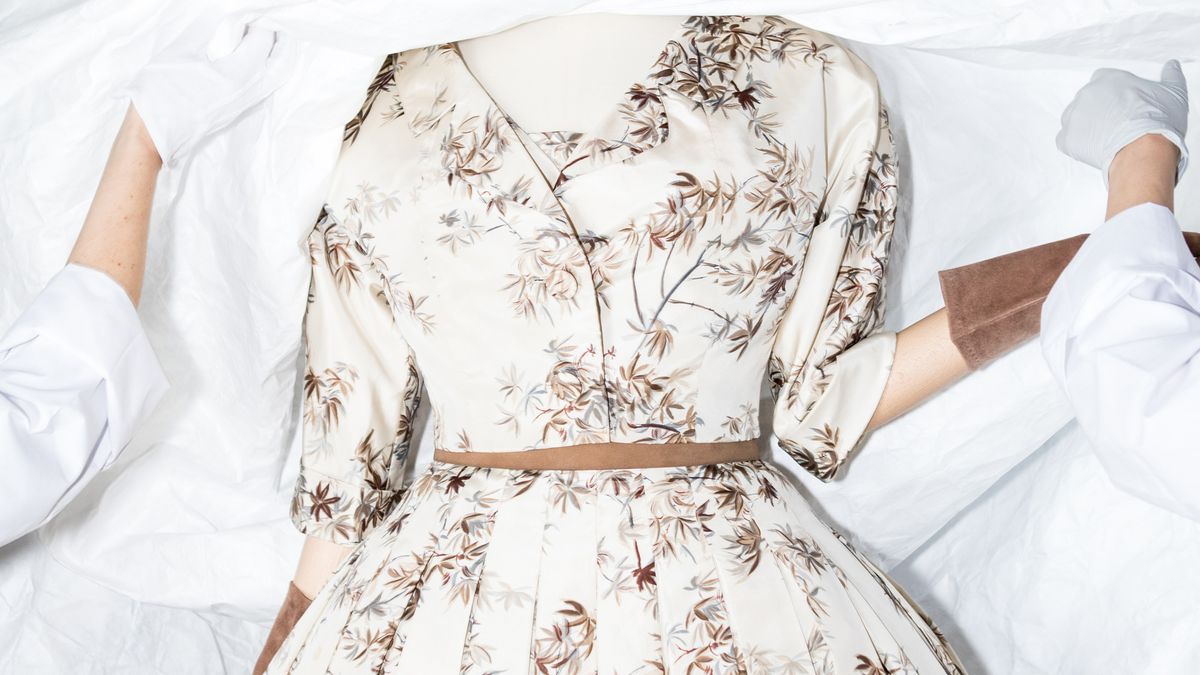 Exclusive: We Got the First Look at Dior’s Haute Couture Exhibit