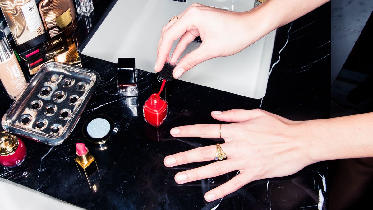Why a YouTuber Made Me Want to Grow My Nails Out