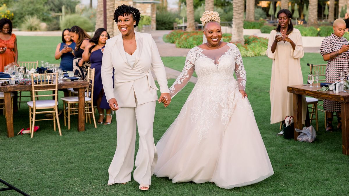 inside glamorous wedding in arizona desert