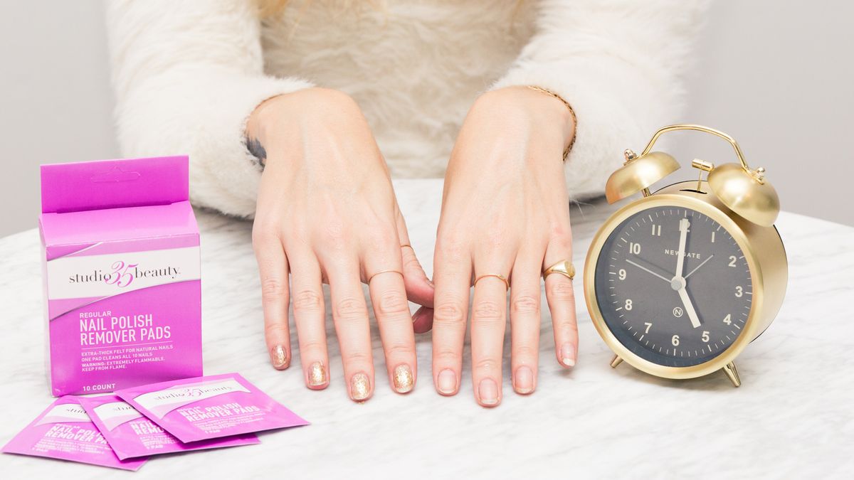 How to Remove Glitter Nail Polish in 60 Seconds