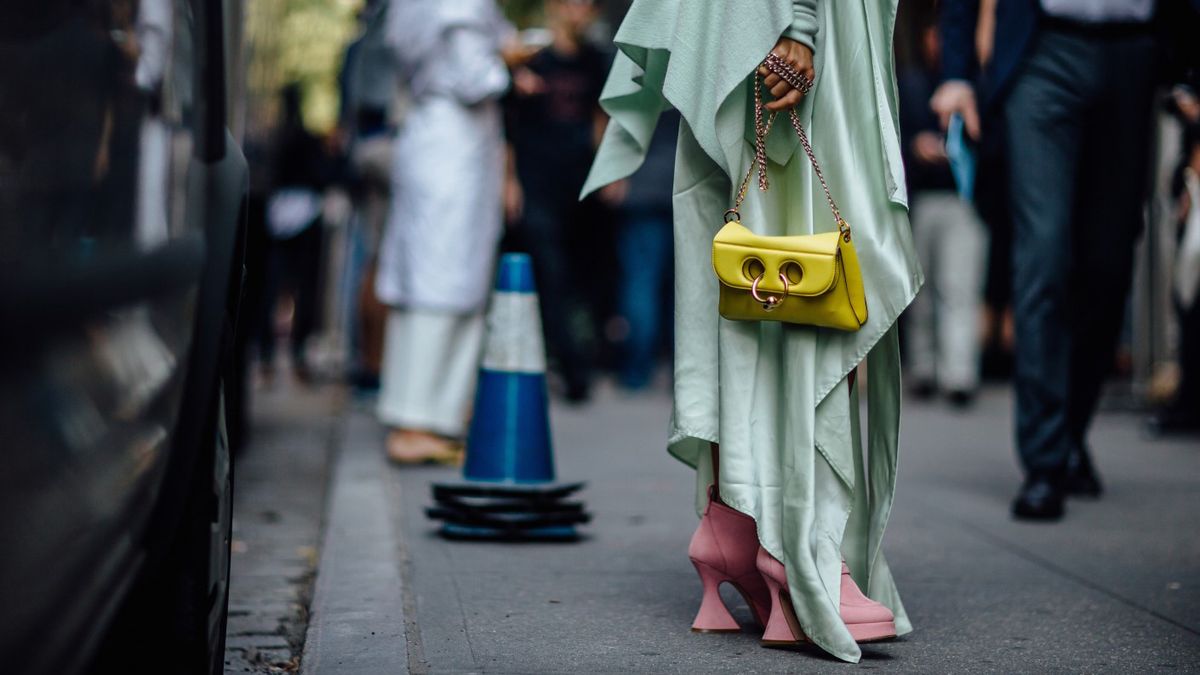 It’s the Perfect Time to Treat Yourself to a New Bag