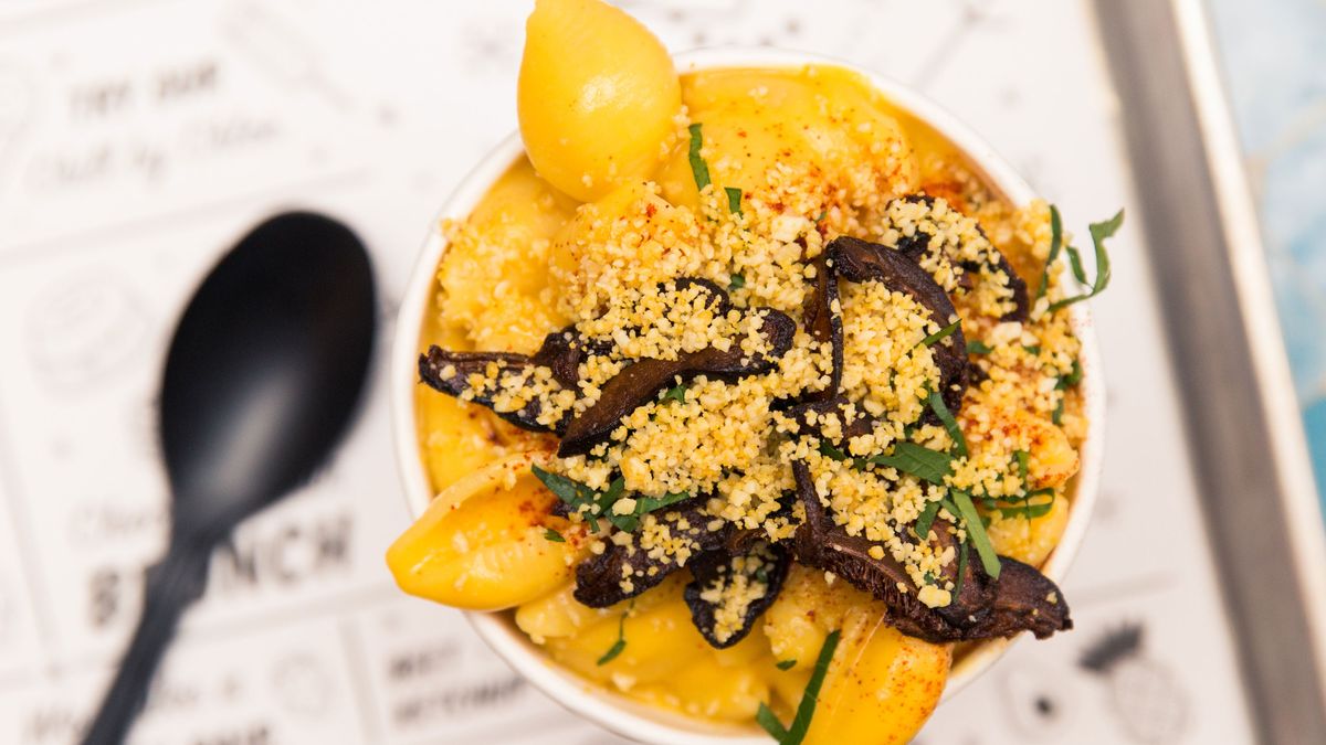 A Mac-and-Cheese Recipe that You Would Never Guess Is Vegan