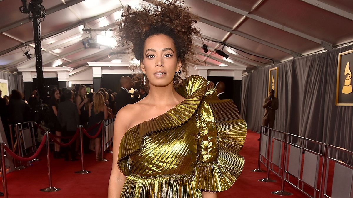 Solange’s Makeup Artist On How To Get Her All Natural Grammys Look