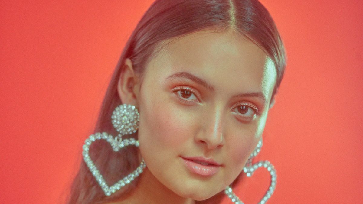 dewy makeup