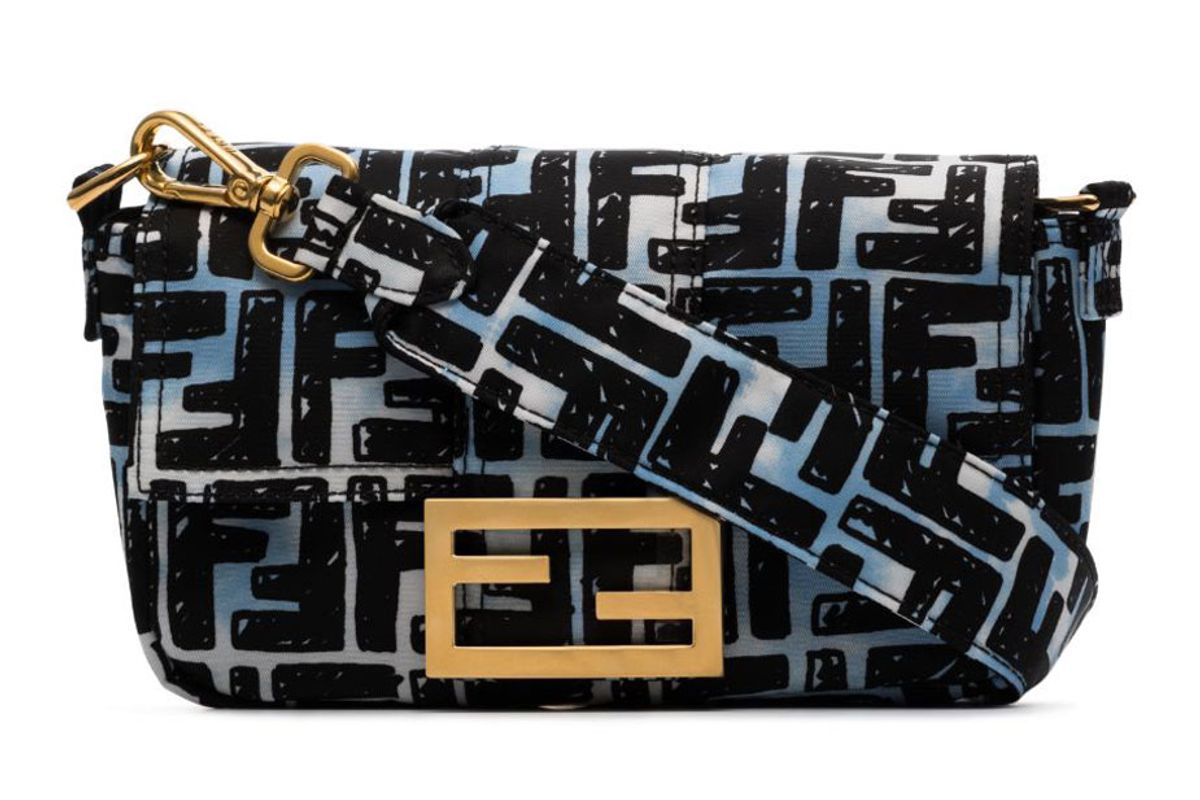 fendi baguette monogram print shoulder bag