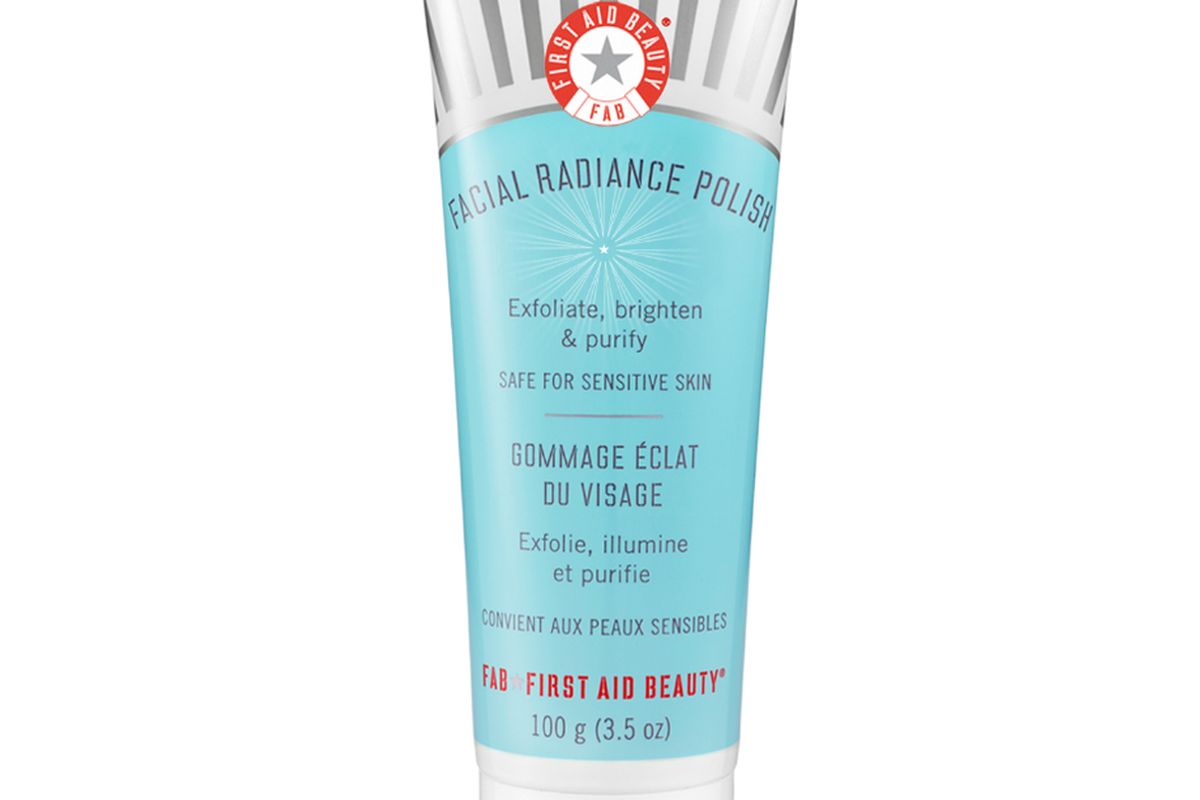 first aid beauty facial radiance polish