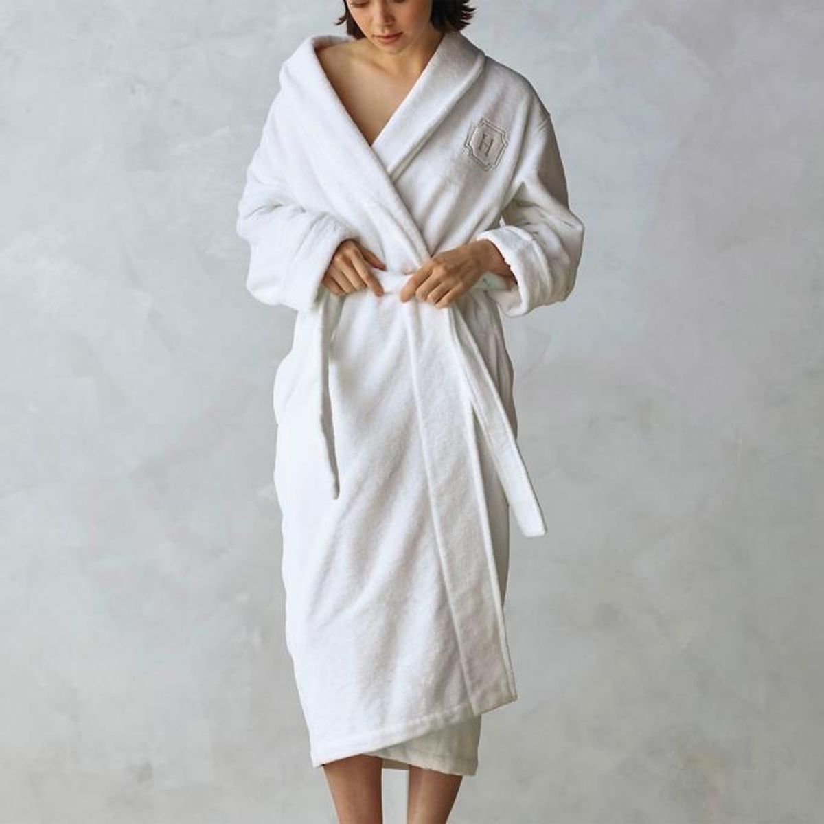 frontgate resort plush robe