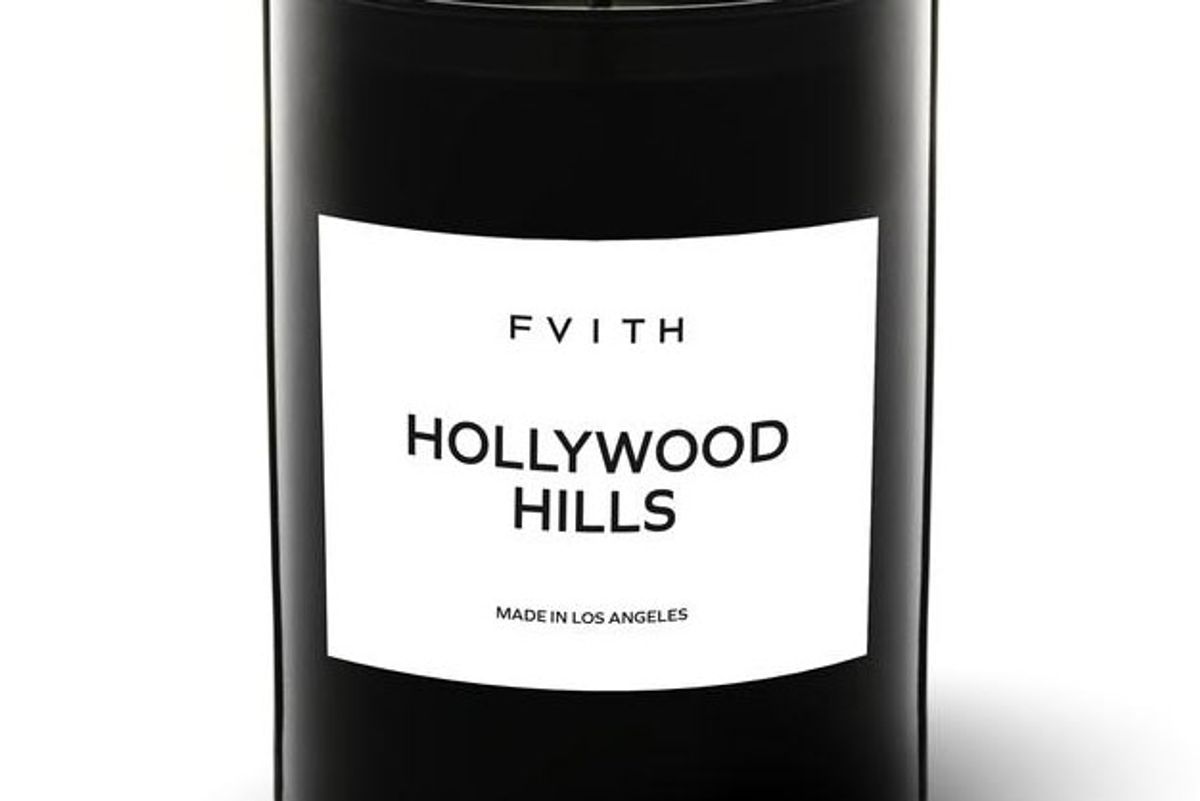 fvith hollywood hills candle