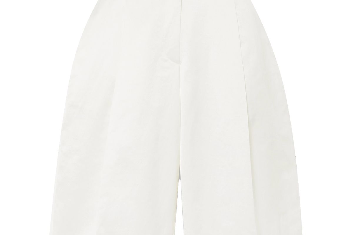 gauge81 louis pleated cotton blend shorts