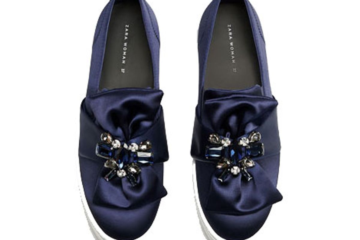 Plimsolls with gem and bow detail