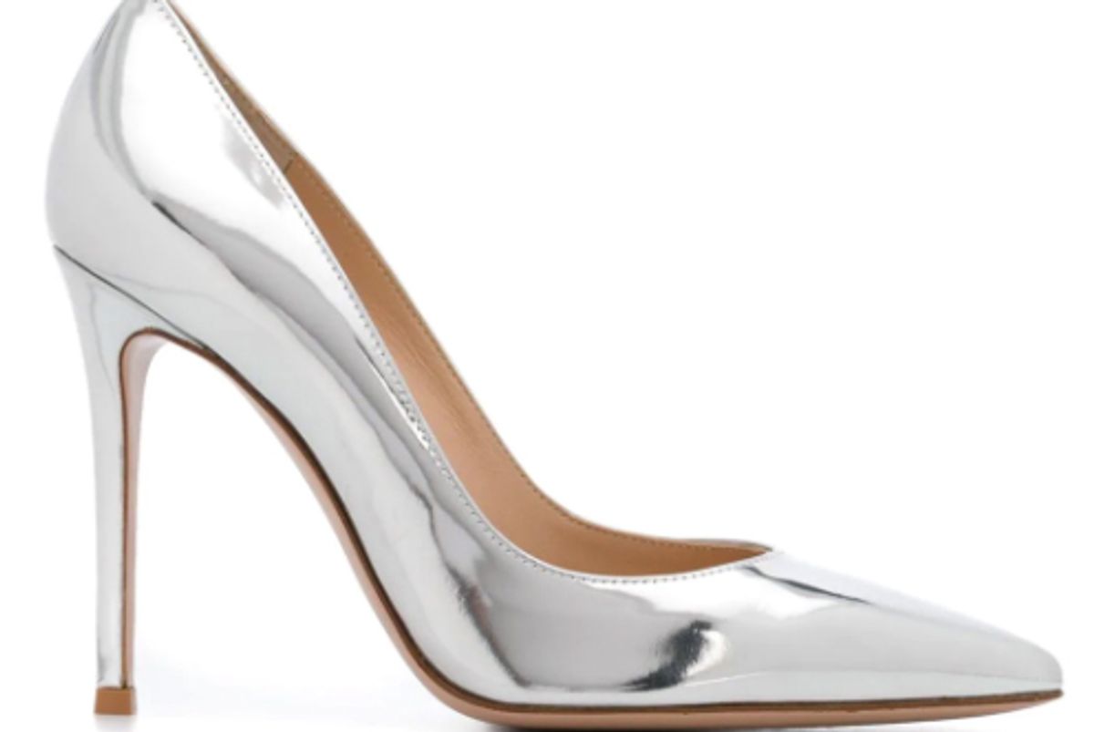 gianvito rossi metallic pointed pumps