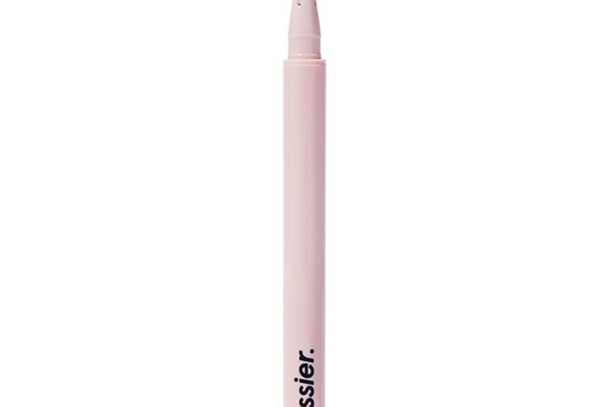 glossier pro tip liquid eyeliner