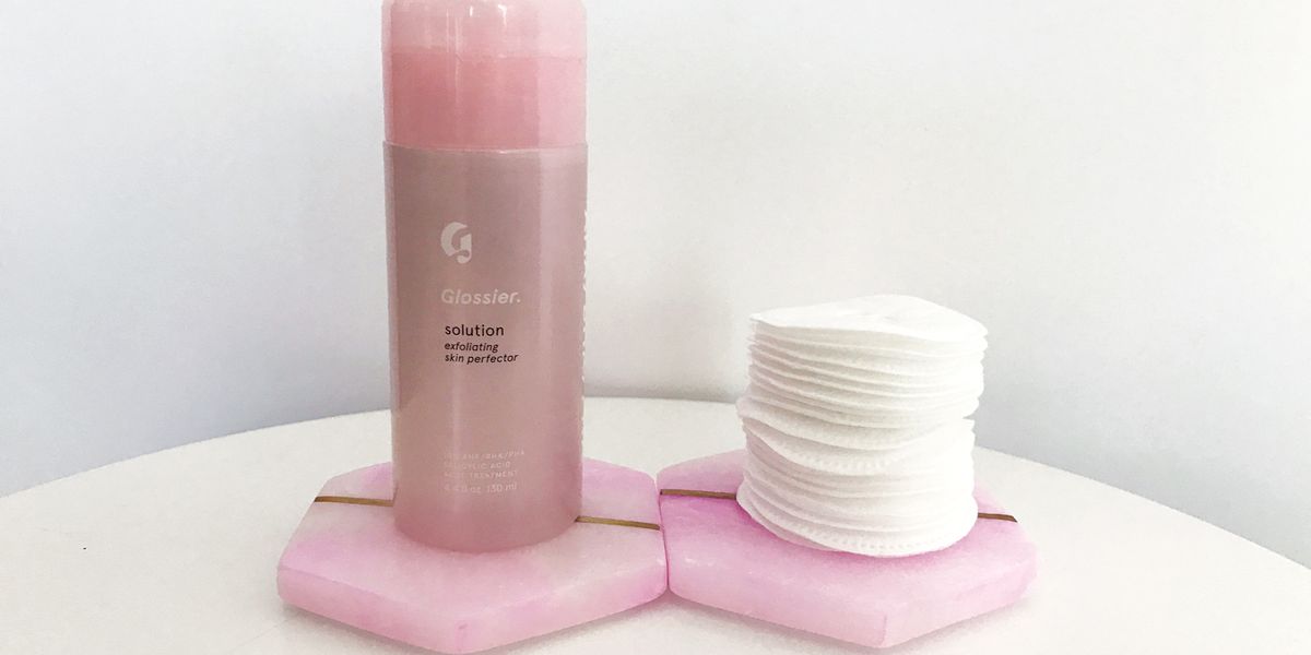 Here's How to Use Glossier's Newest Launch Called Solution - Inside Closets, Fashion, Beauty, Health, and Travel
