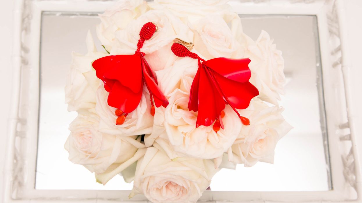 grammy attendees will wear white roses