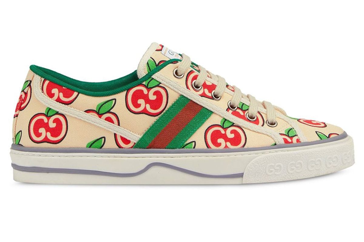 gucci tennis 1977 apple print sneakers