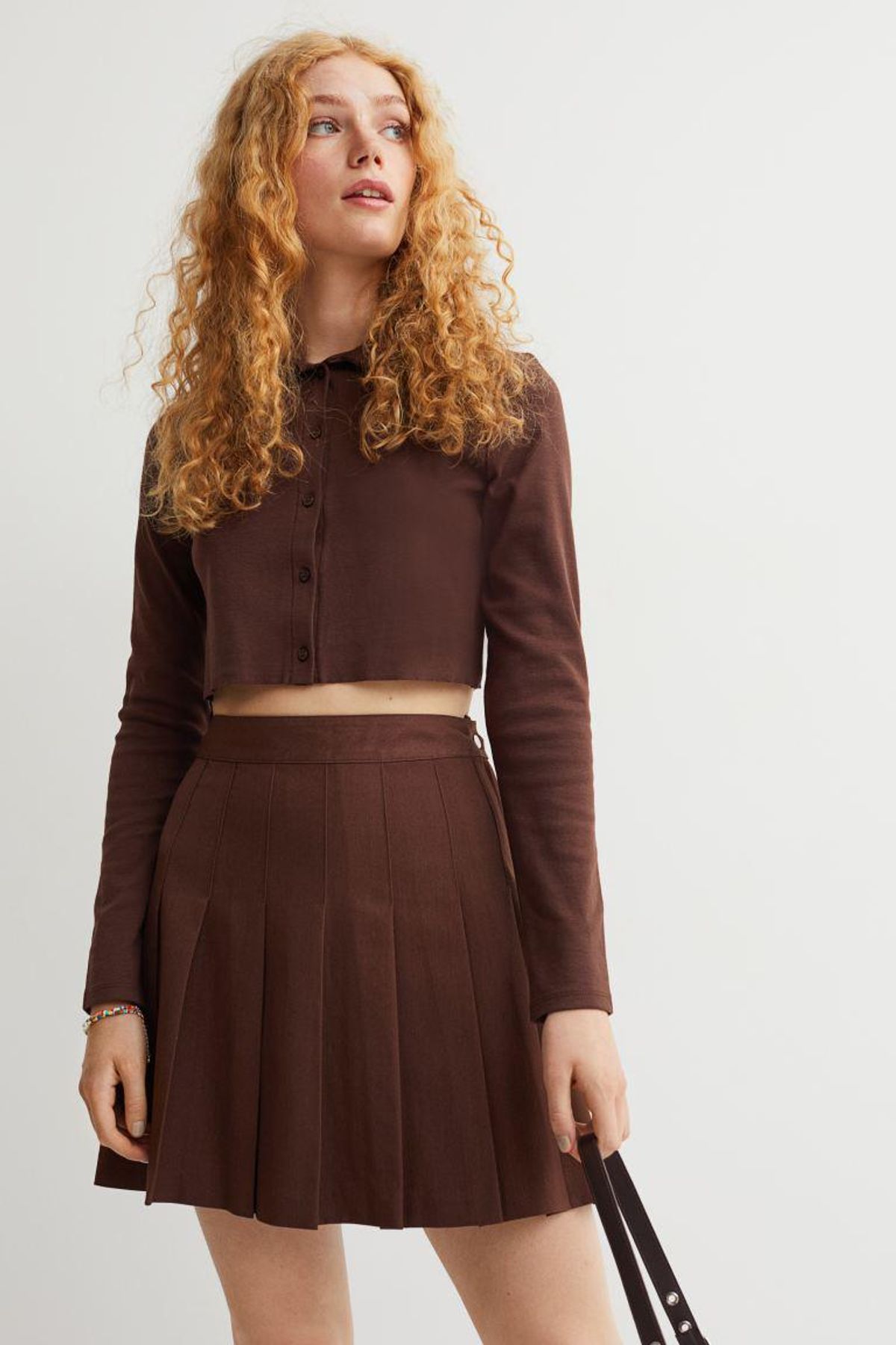 h and m short pleated skirt