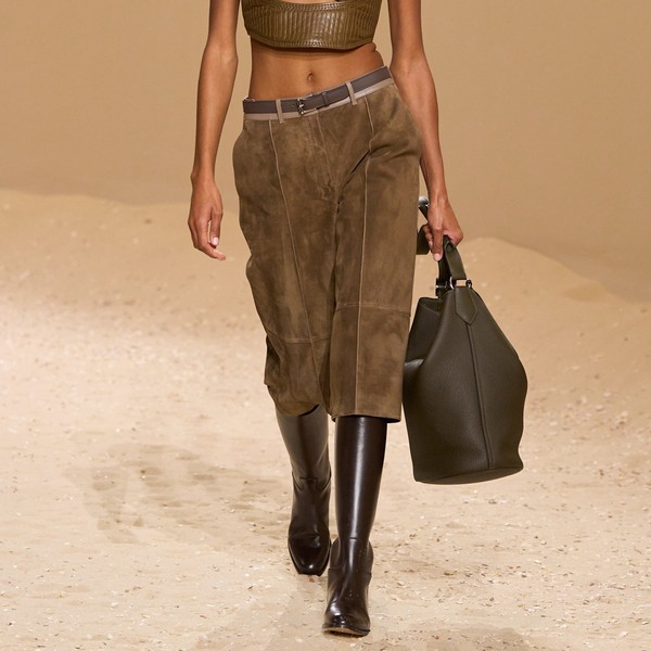 How to Style Tall Boots: 6 Outfit Ideas