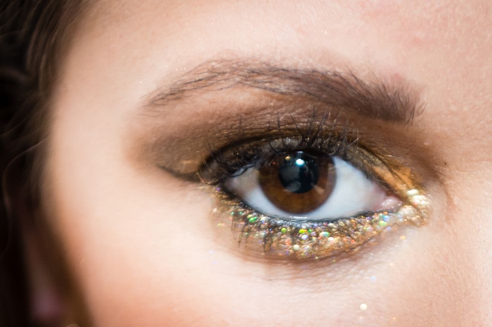 holiday glitter makeup