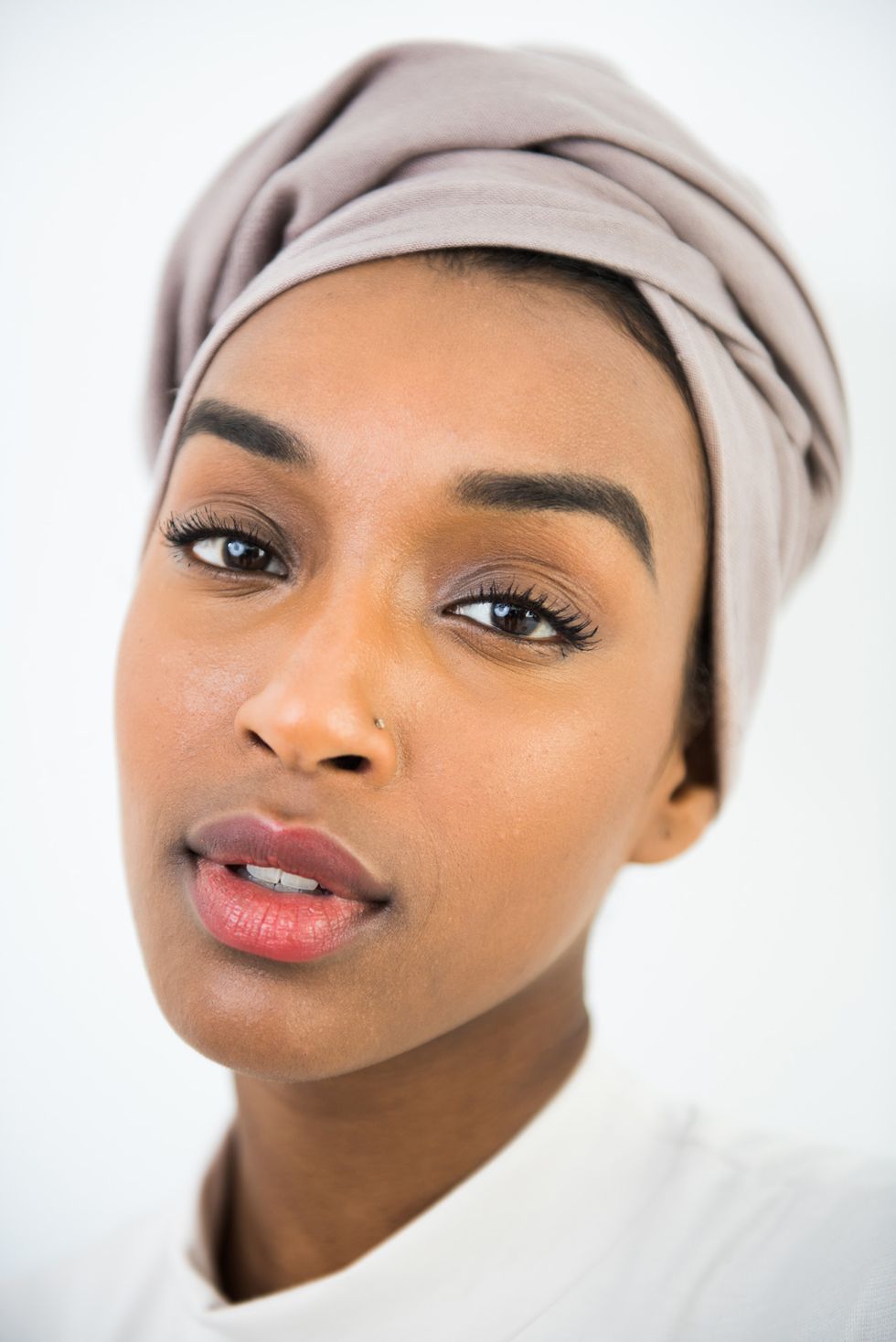 how to achieve flawless complexion using makeup