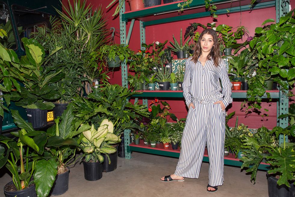 how to add color to wardrobe