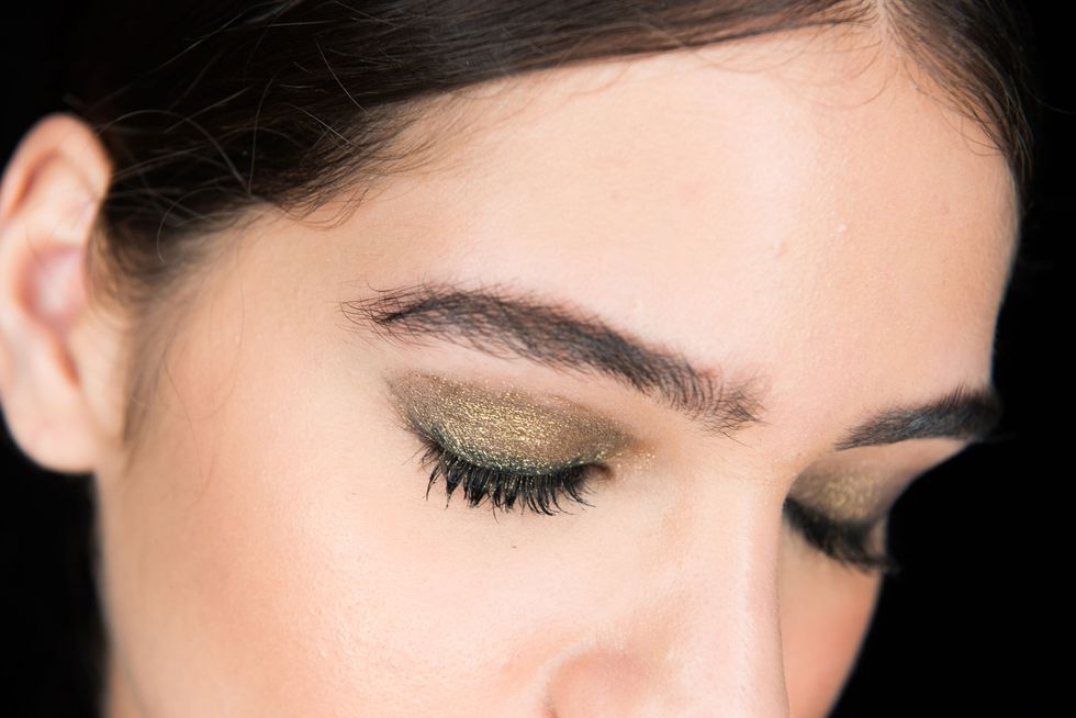 how to do shimmery green eye makeup look